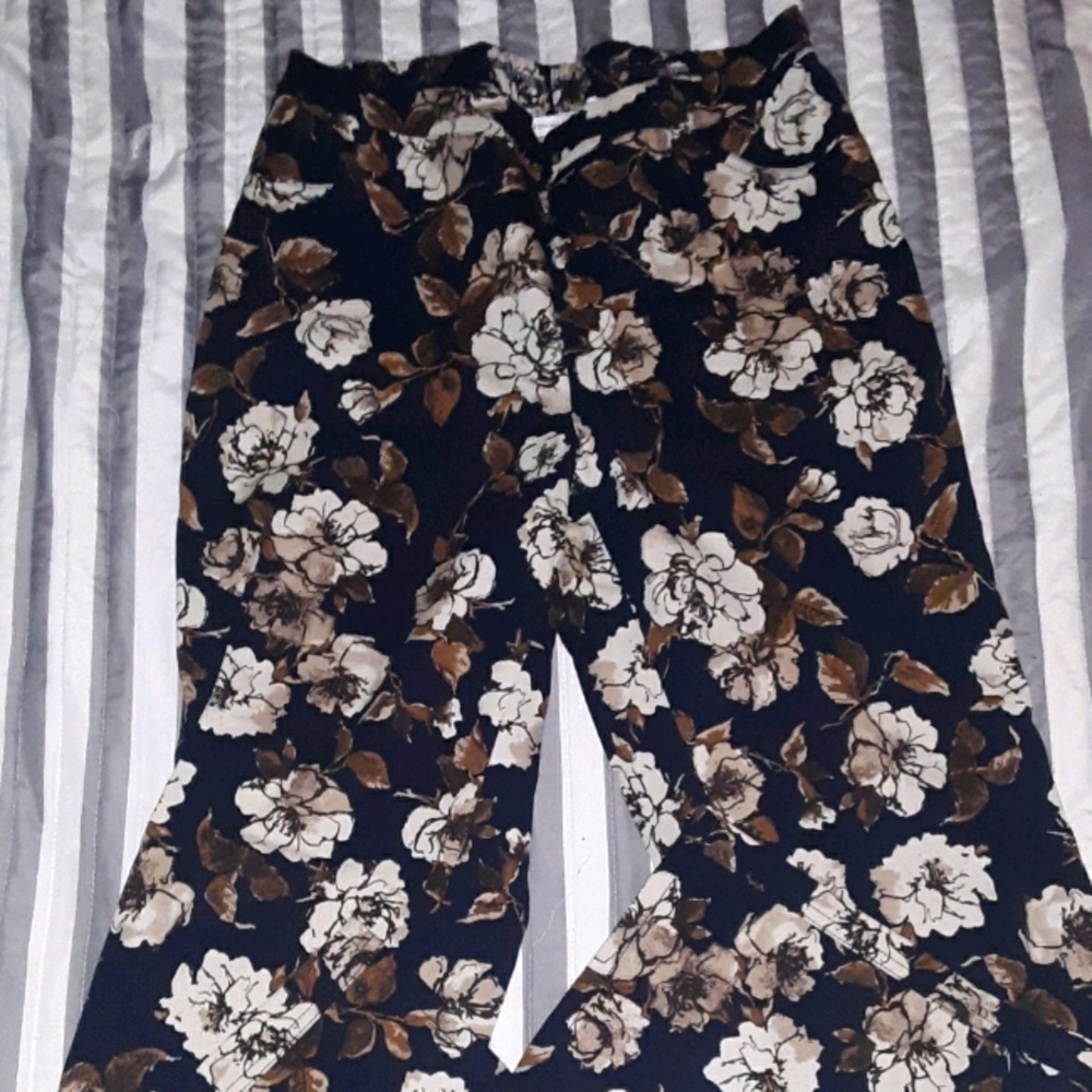 Stylish Issac Mizrahi Slacks SZ:10P
